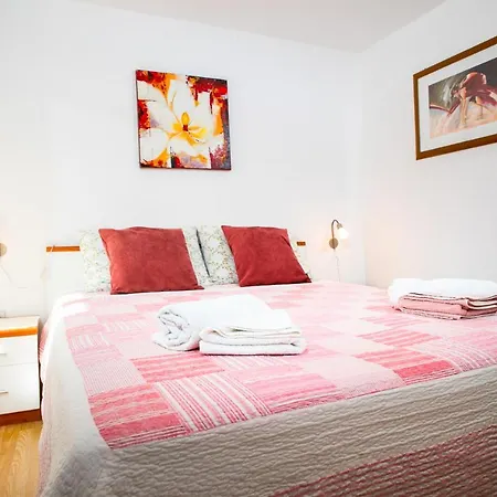 別荘 Holiday House Ladonja With A Private Pool *